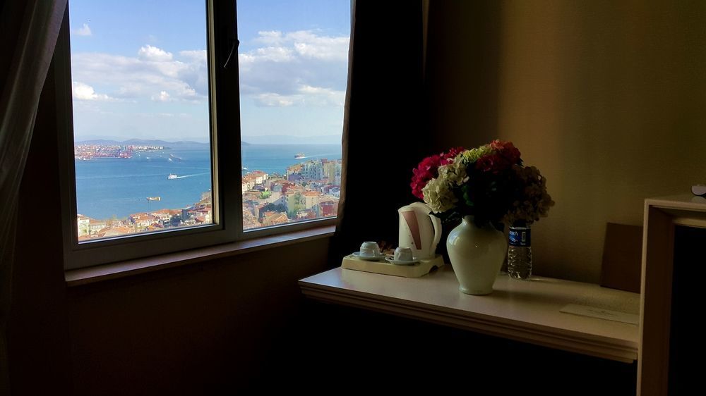 Taksim Square Hotel Istanbul Bagian luar foto